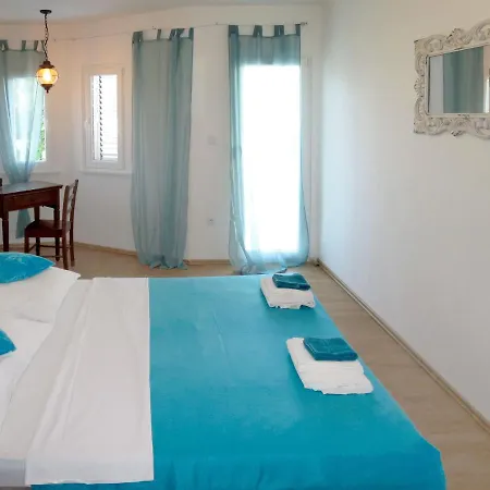 Suzi-2 By Interhome Apartmán *