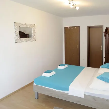 Apartment Suzi-2 By Interhome *